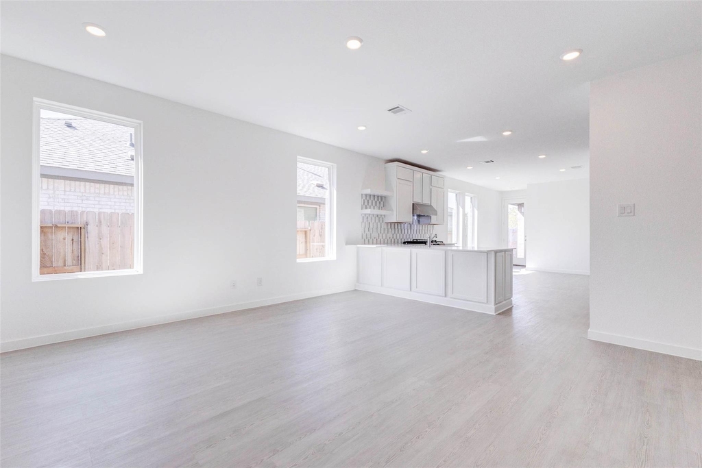 27410 Sweetwater Bay Drive - Photo 6