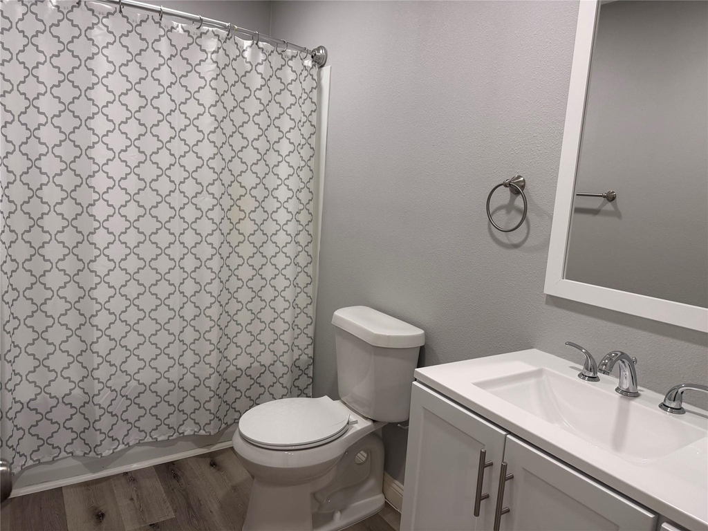 6846 Hertford Park Drive - Photo 5