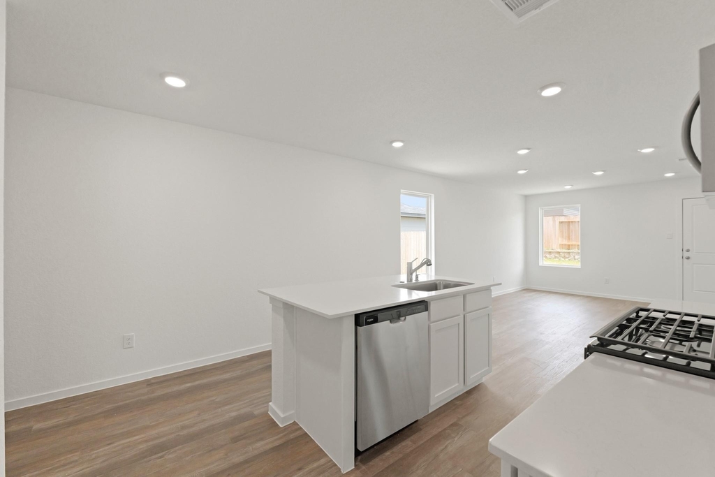 925 Sutherland Falls Street - Photo 6