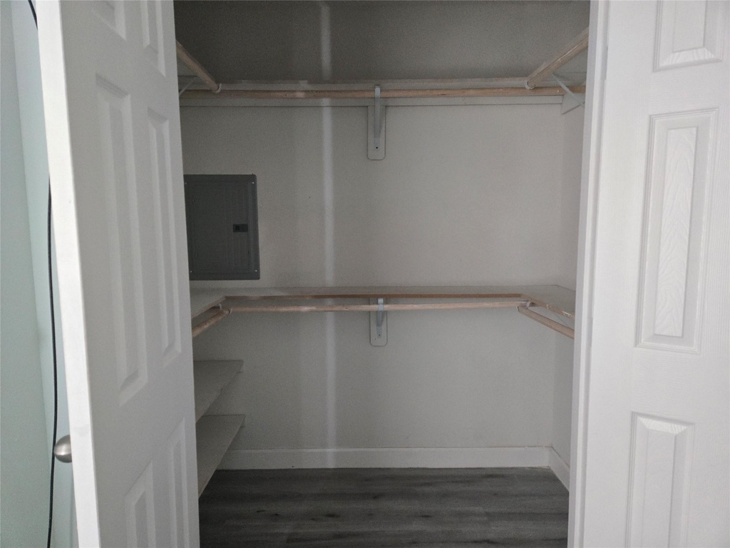 22061 Russell Drive - Photo 5