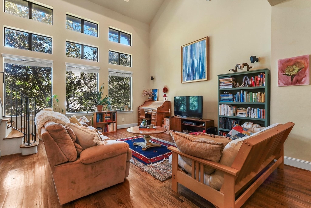 1905 Summer Street - Photo 1