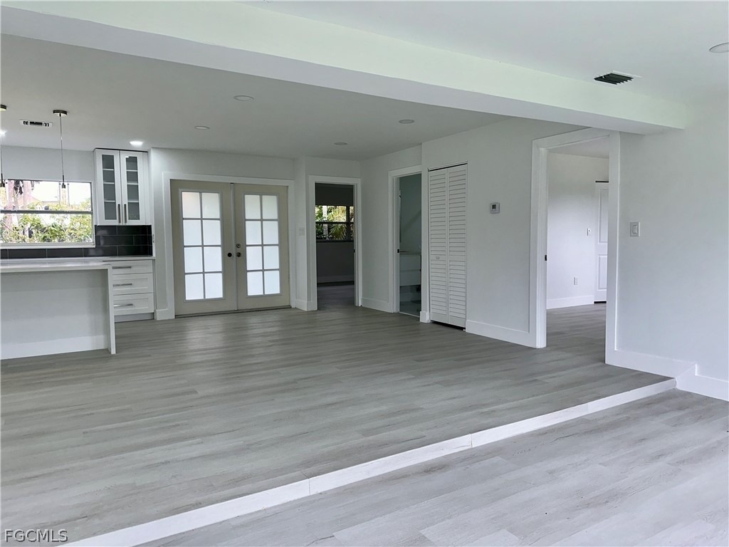 6187 Island Park Court - Photo 5