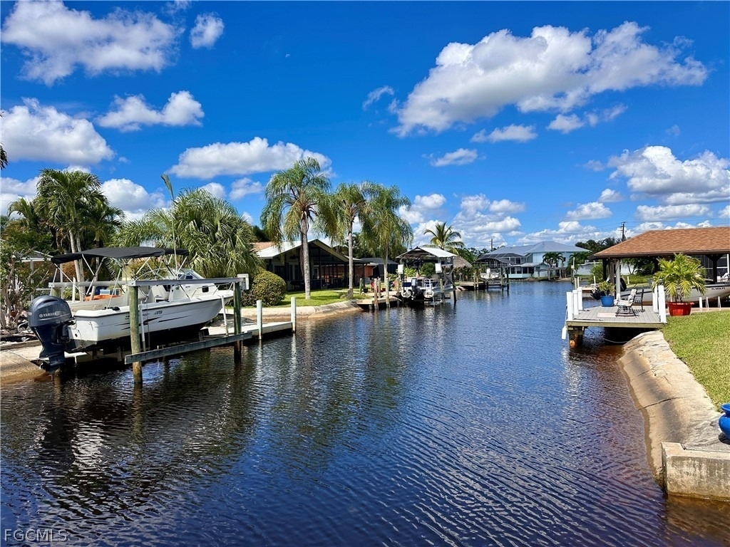 6187 Island Park Court - Photo 1