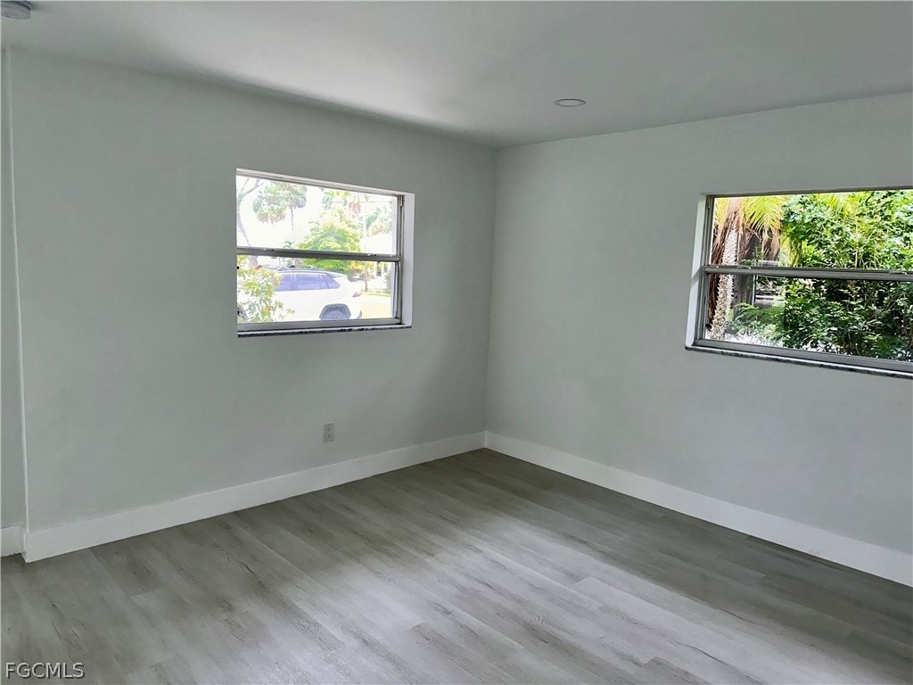 6187 Island Park Court - Photo 10