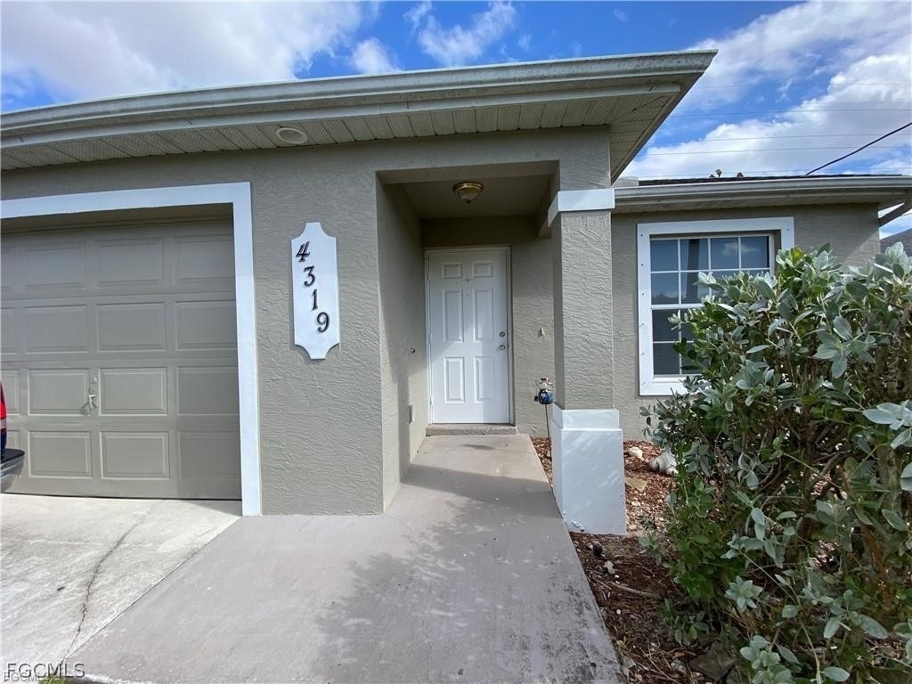 4317 Sw Santa Barbara Place - Photo 2