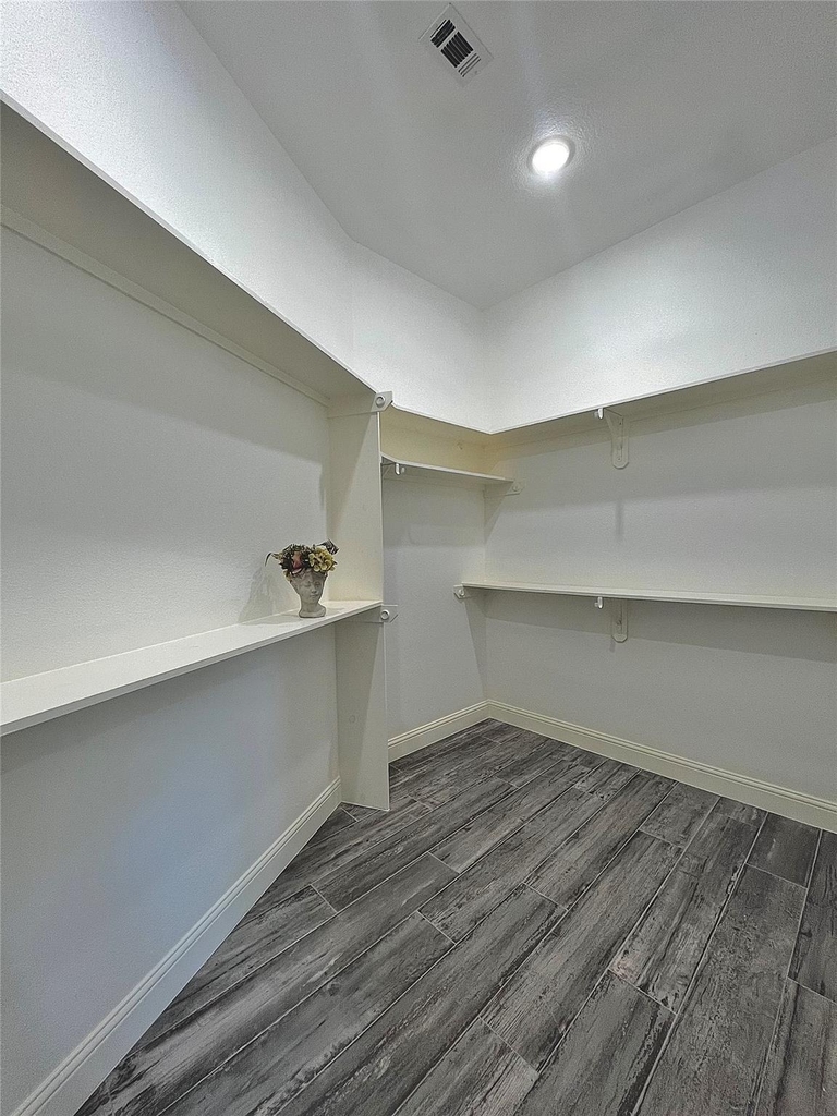 10127 Grover Ln - Photo 8