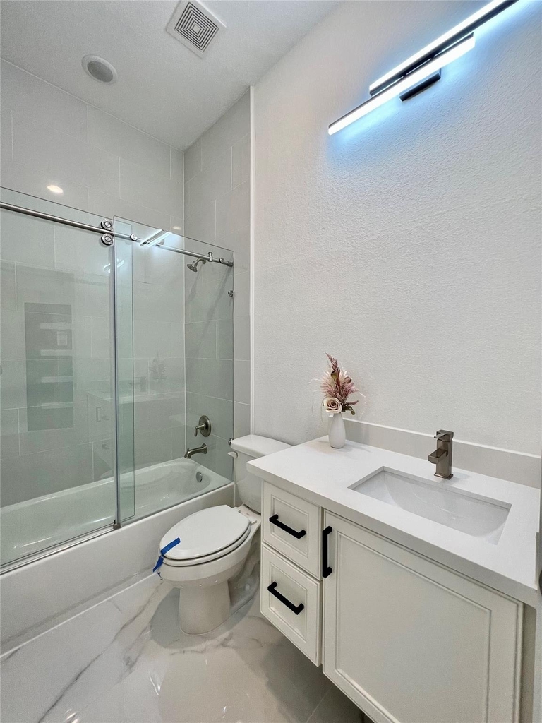 10127 Grover Ln - Photo 3