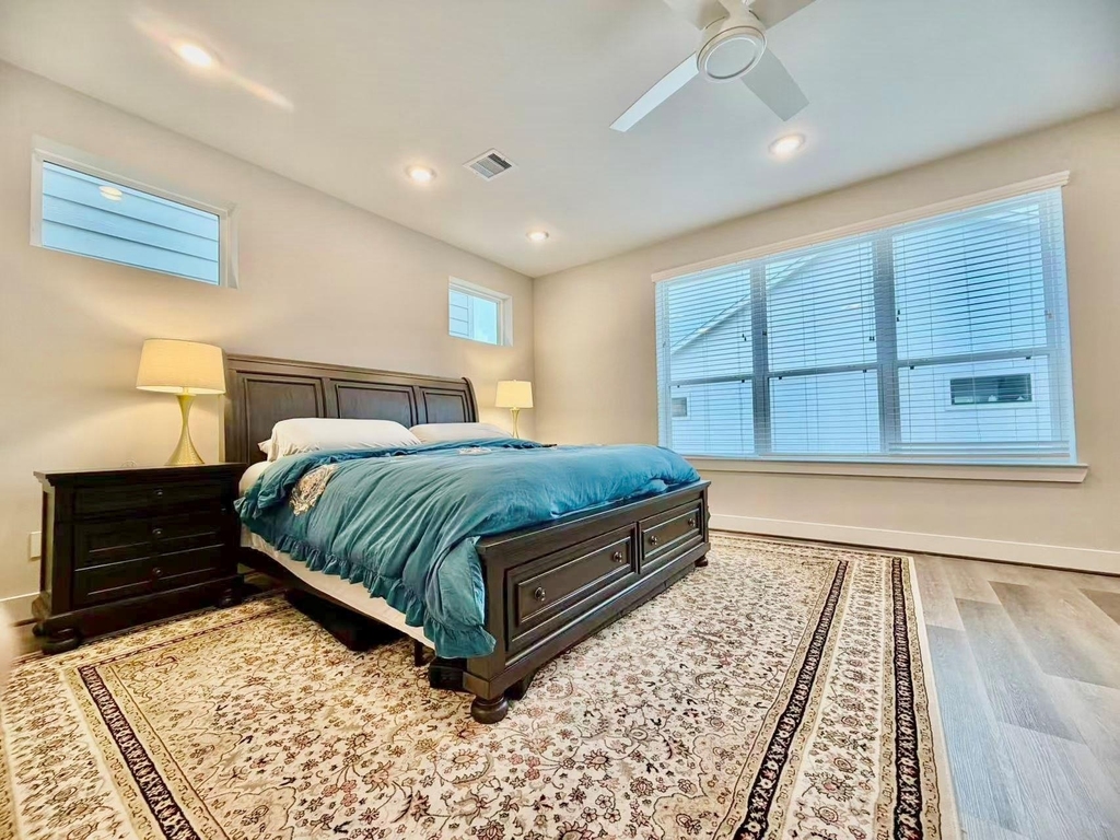 1254 N Post Oak Road - Photo 10