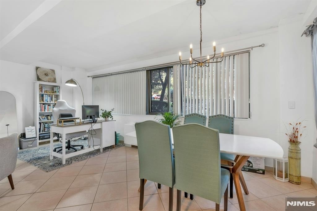 1375 River - Photo 7