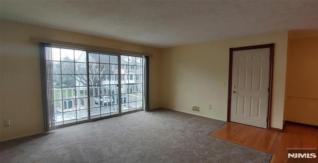 871 Juniper - Photo 4