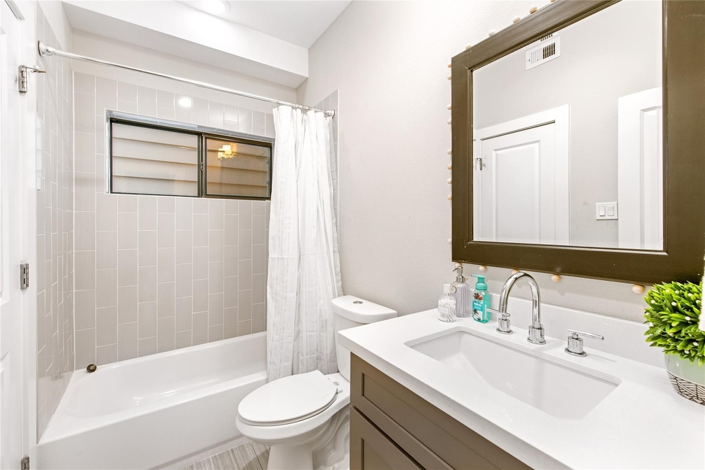 211 Milby Street - Photo 9