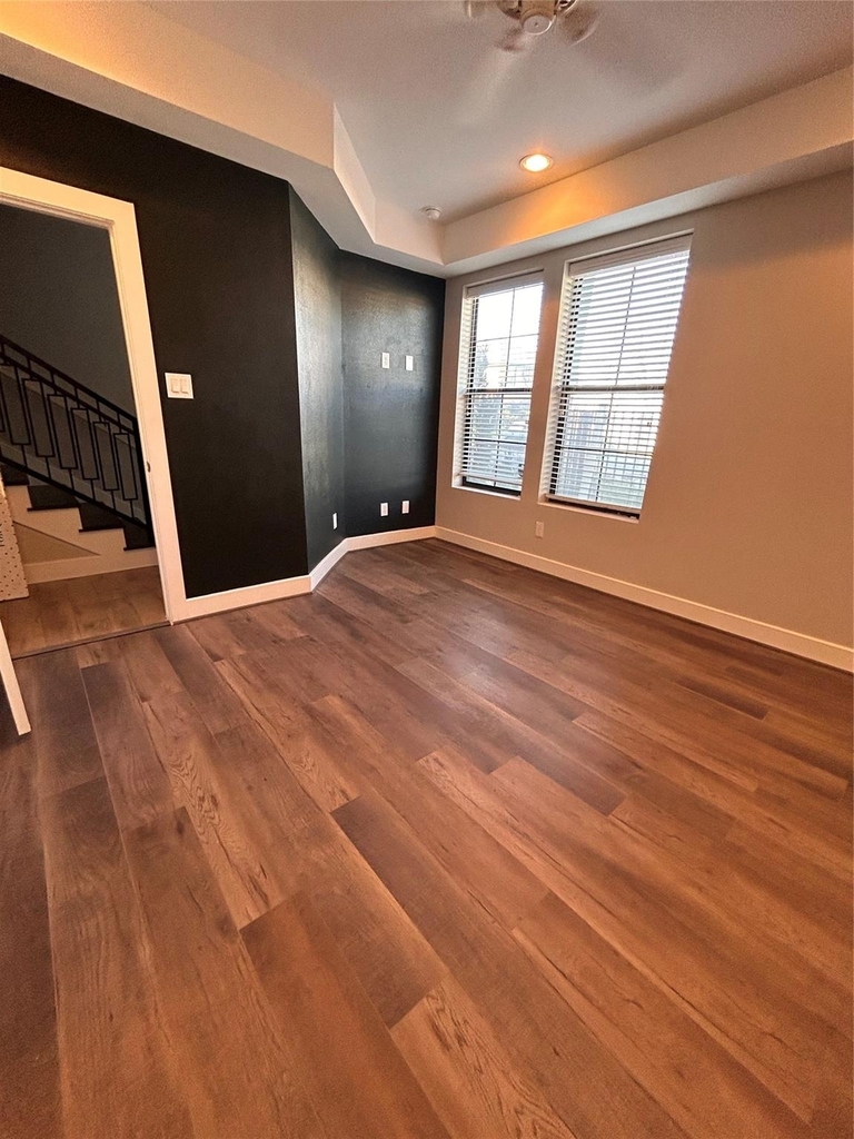 211 Milby Street - Photo 17