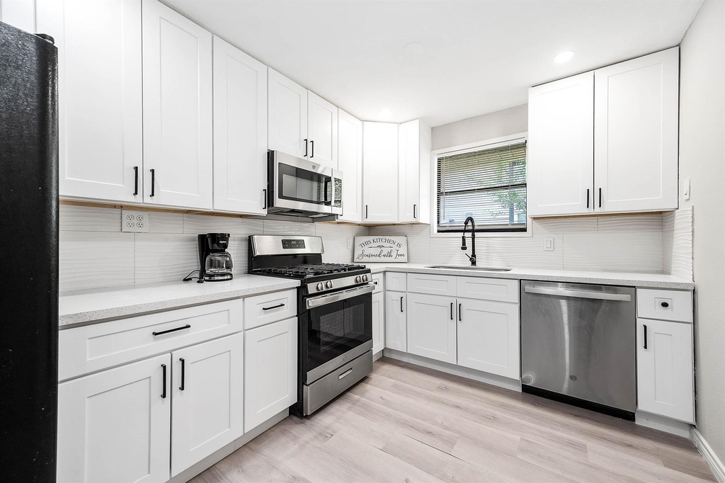 4356#a Phlox St Street - Photo 5