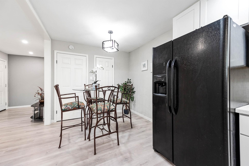 4356#a Phlox St Street - Photo 3