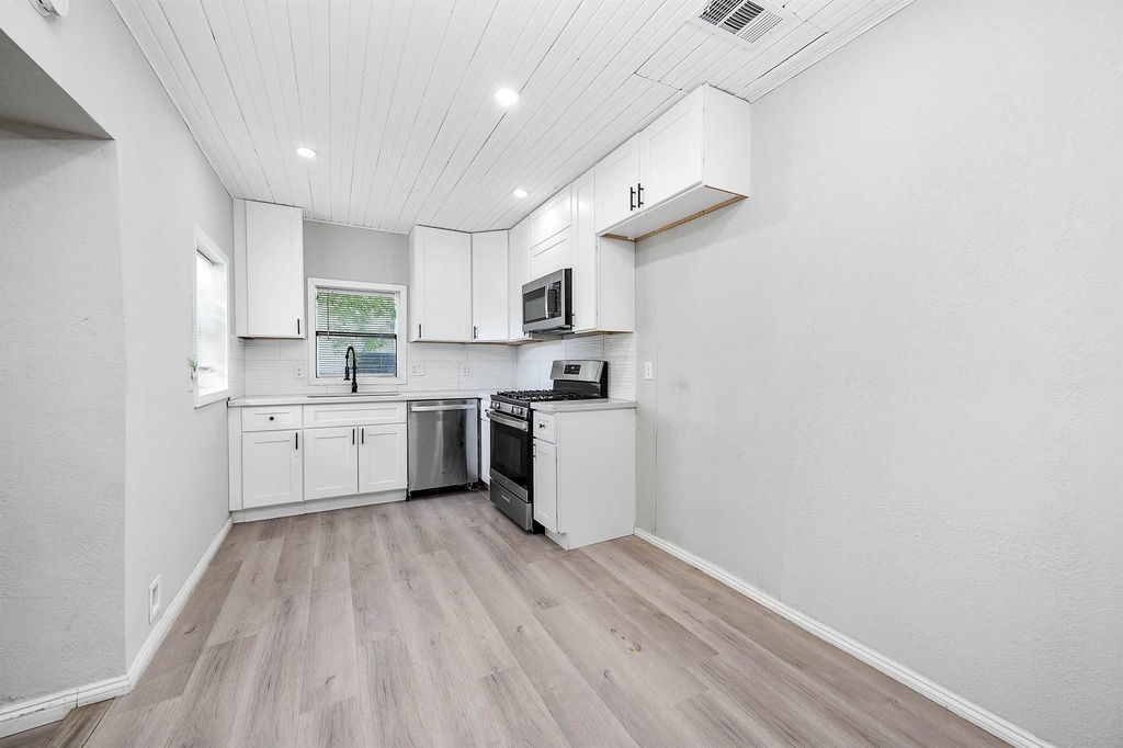4356#a Phlox St Street - Photo 12