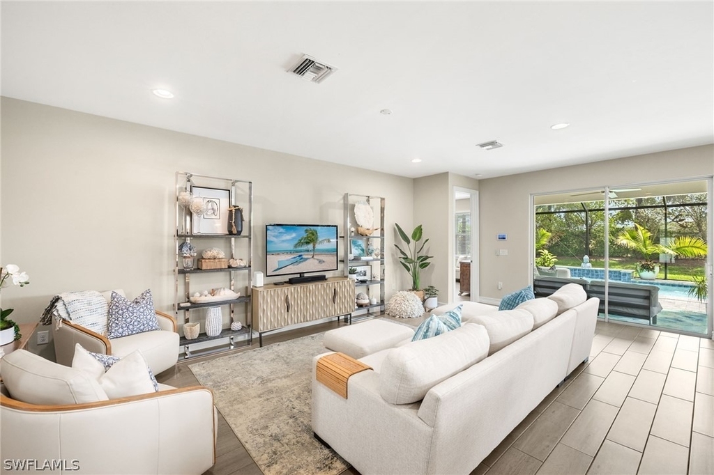 14546 Tropical Drive - Photo 4