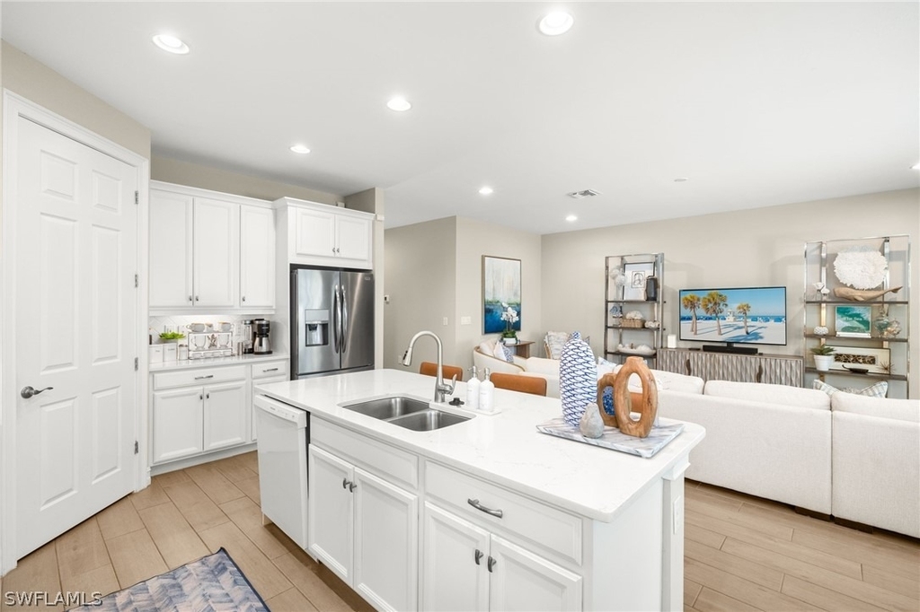 14546 Tropical Drive - Photo 8