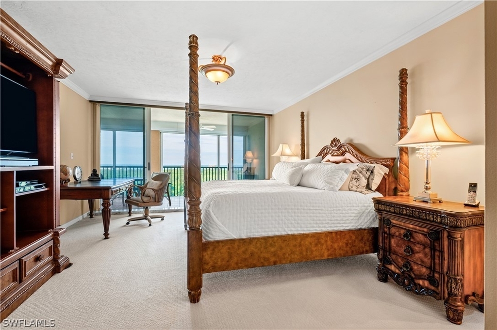 7515 Pelican Bay Boulevard - Photo 20