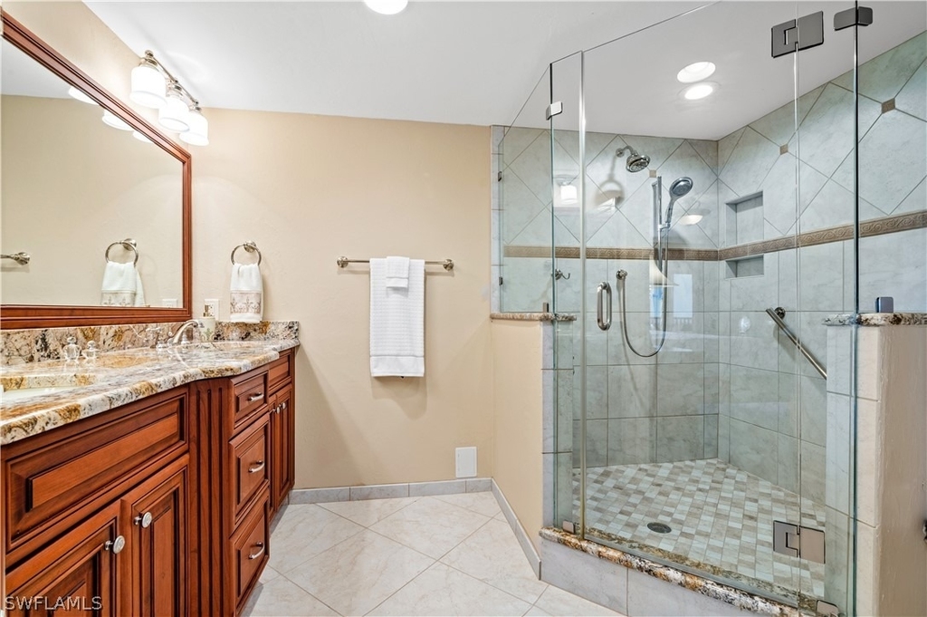 7515 Pelican Bay Boulevard - Photo 23