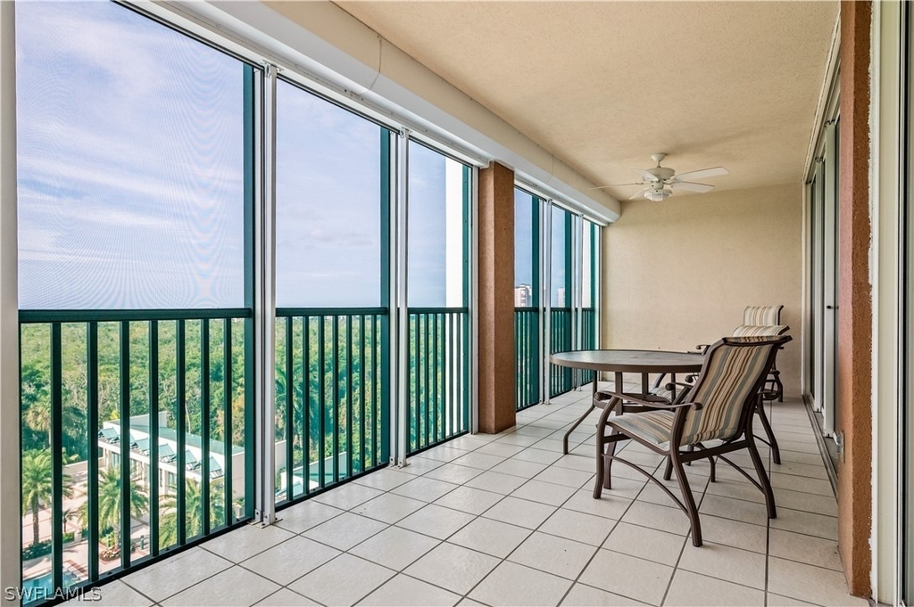 7515 Pelican Bay Boulevard - Photo 2
