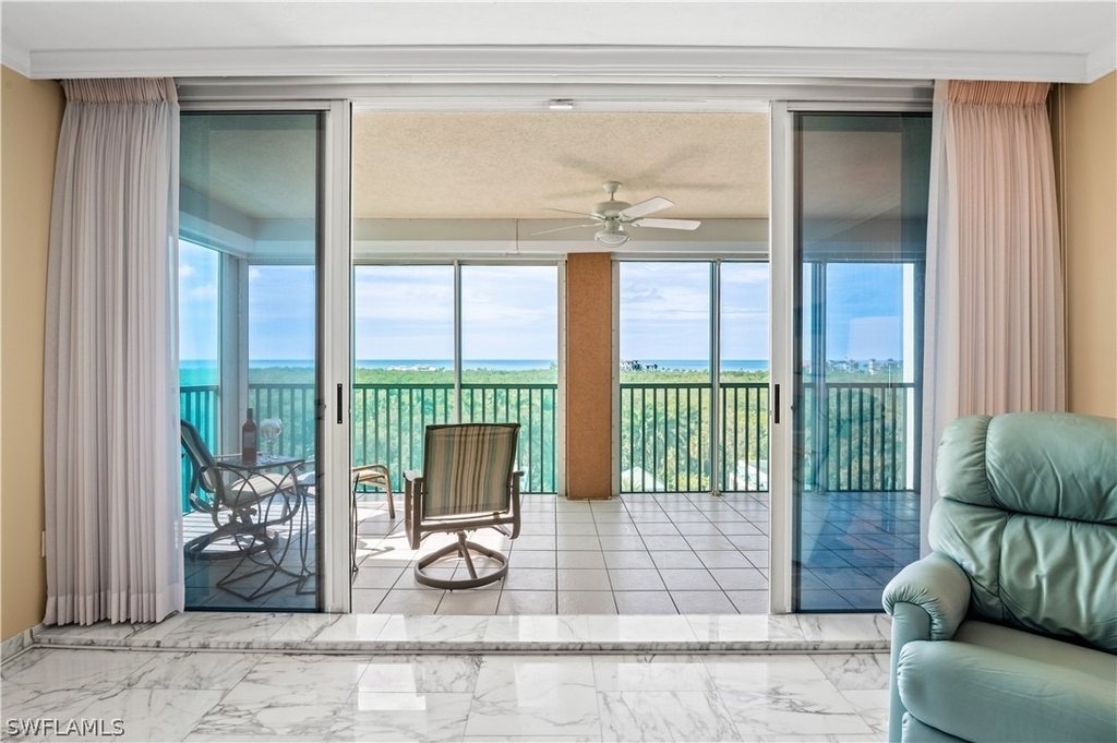 7515 Pelican Bay Boulevard - Photo 16
