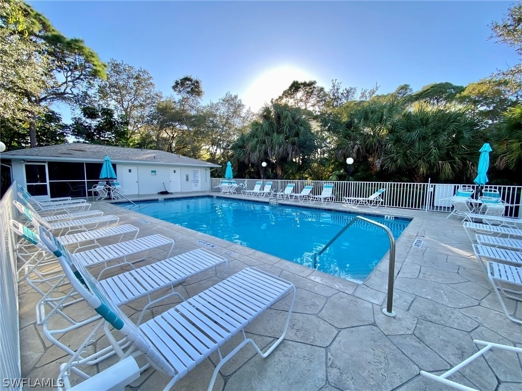 290 Naples Cove Drive - Photo 2