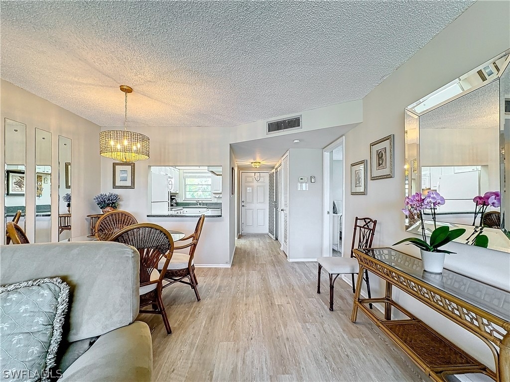 300 Forest Lakes Boulevard - Photo 15