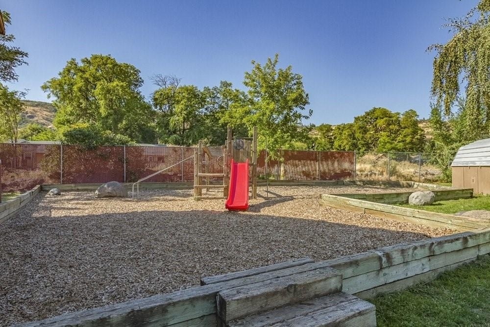 2812 W 7th Street - Photo 6