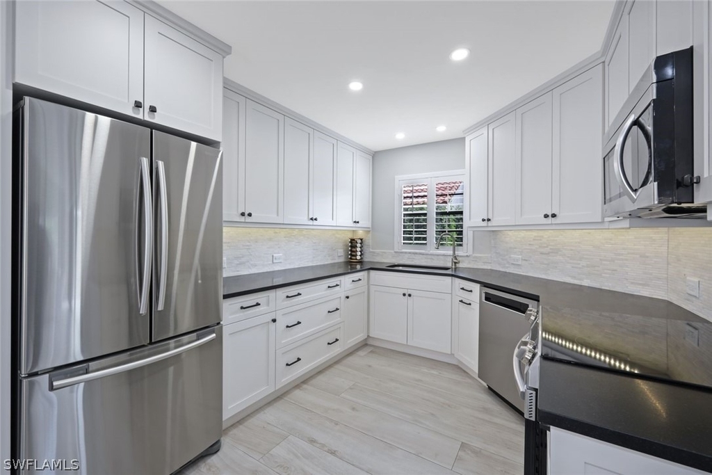 714 Reef Point Circle - Photo 10