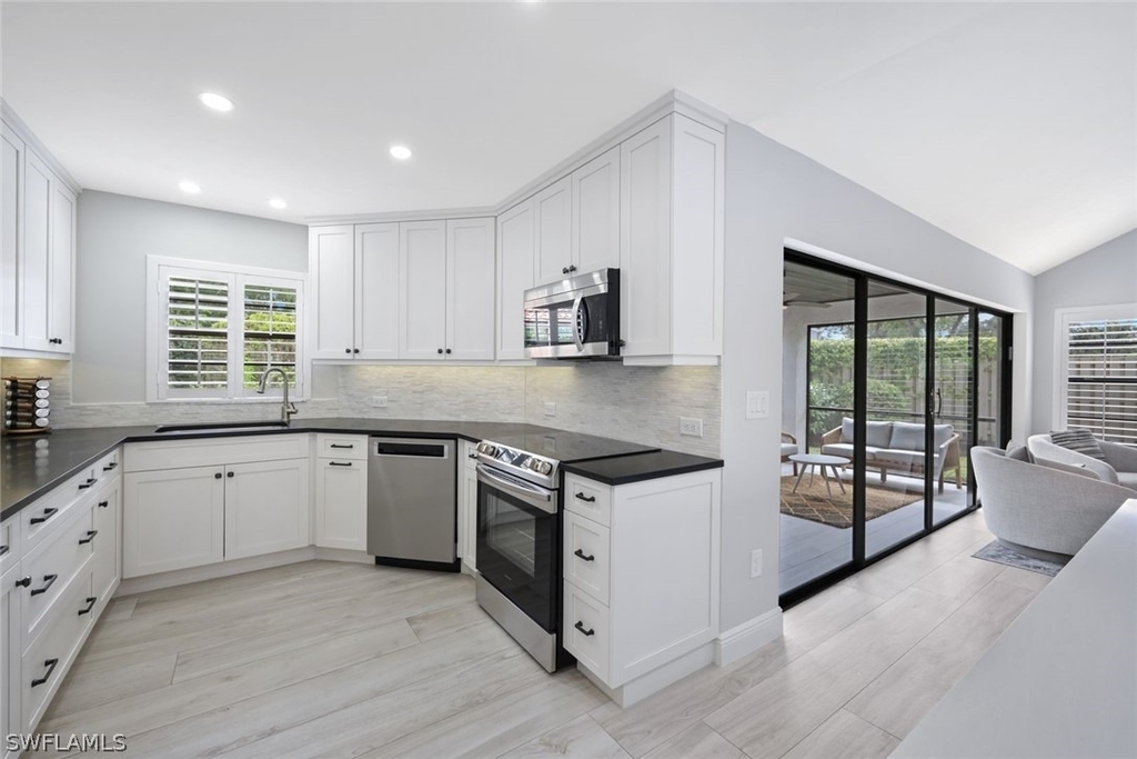 714 Reef Point Circle - Photo 9