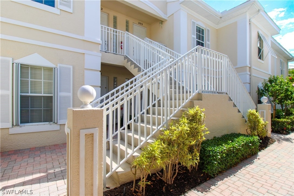 1360 Sweetwater Cove - Photo 0
