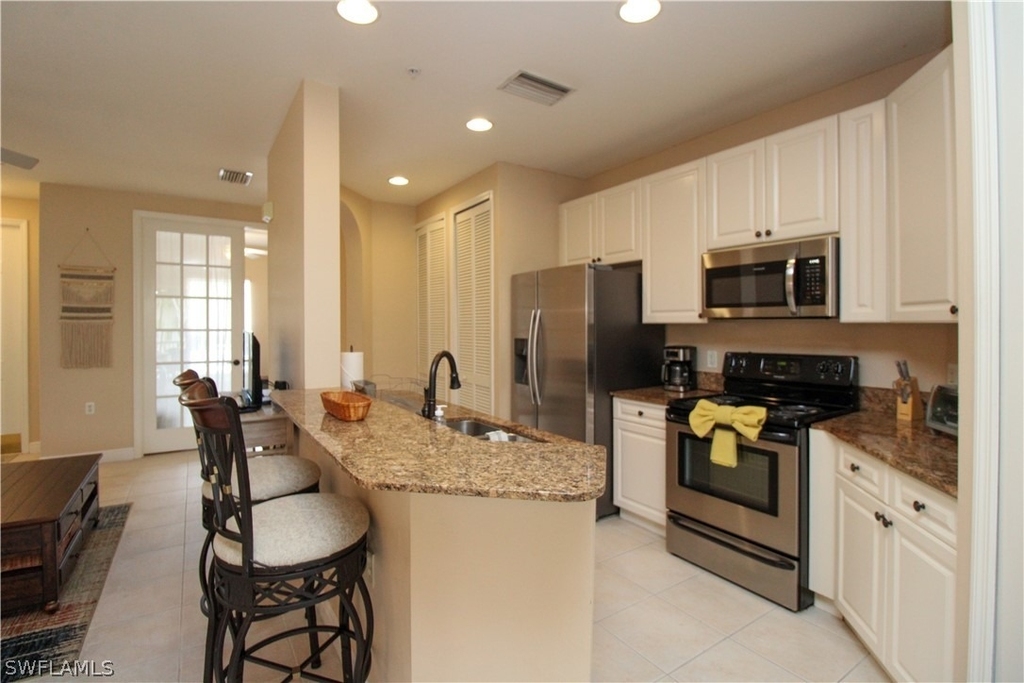 1360 Sweetwater Cove - Photo 5