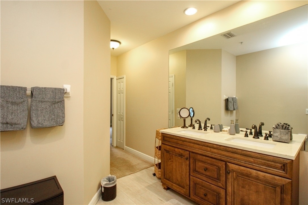 1360 Sweetwater Cove - Photo 17