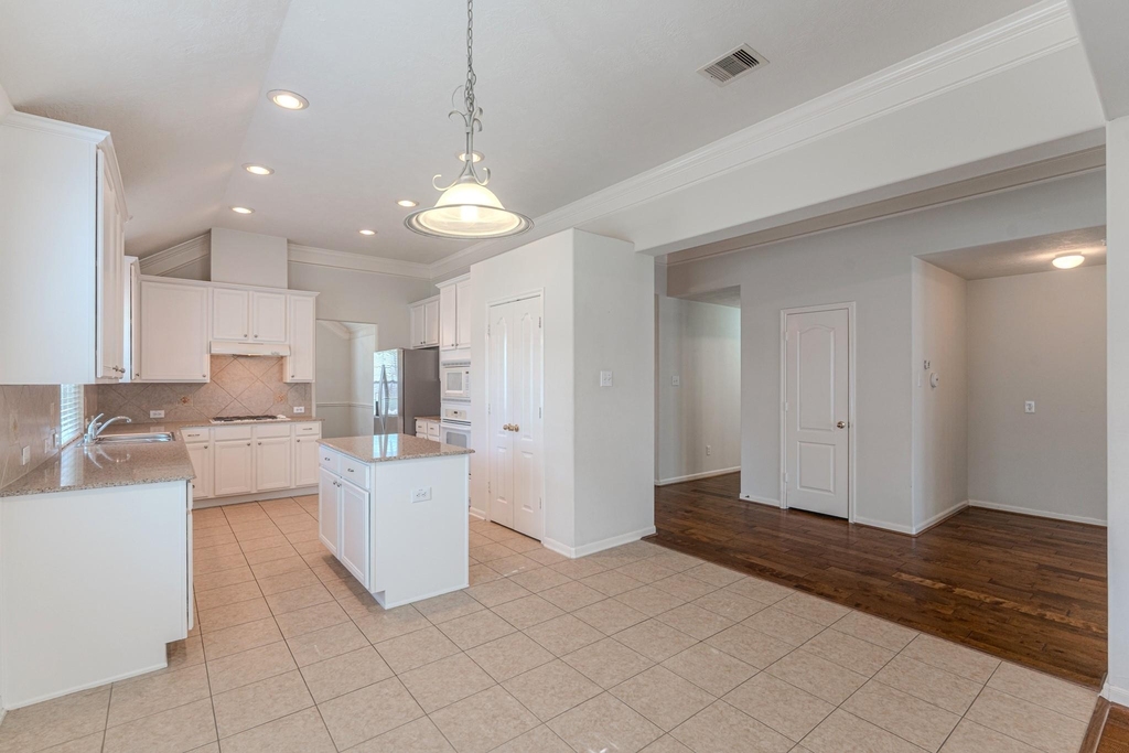 6618 Trenton Lake Lane - Photo 9