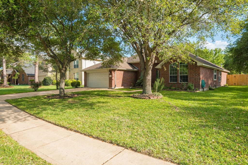 6618 Trenton Lake Lane - Photo 3