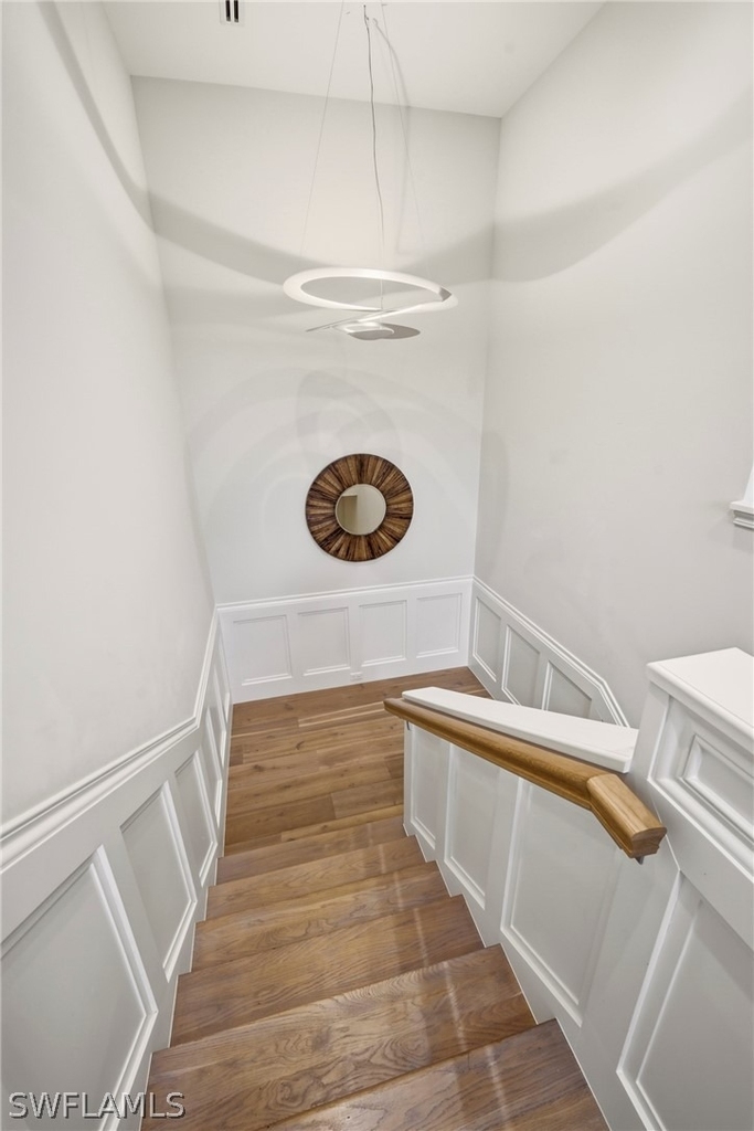 215 3rd Avenue N - Photo 21