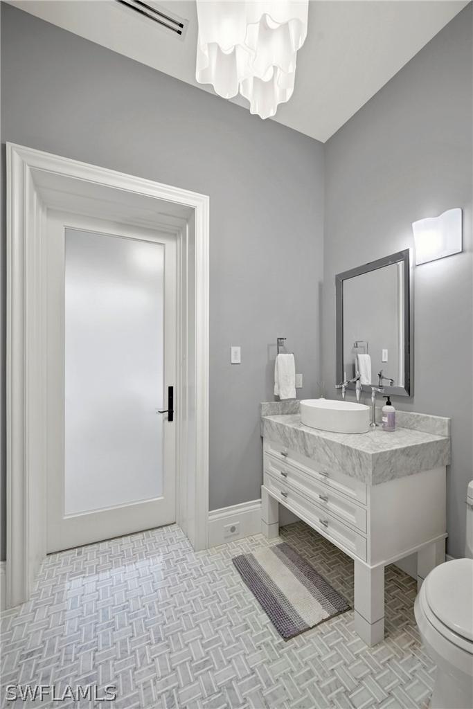215 3rd Avenue N - Photo 18