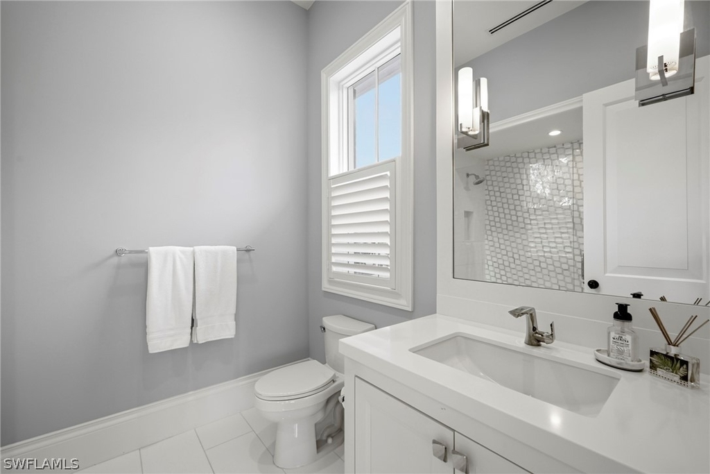 215 3rd Avenue N - Photo 35