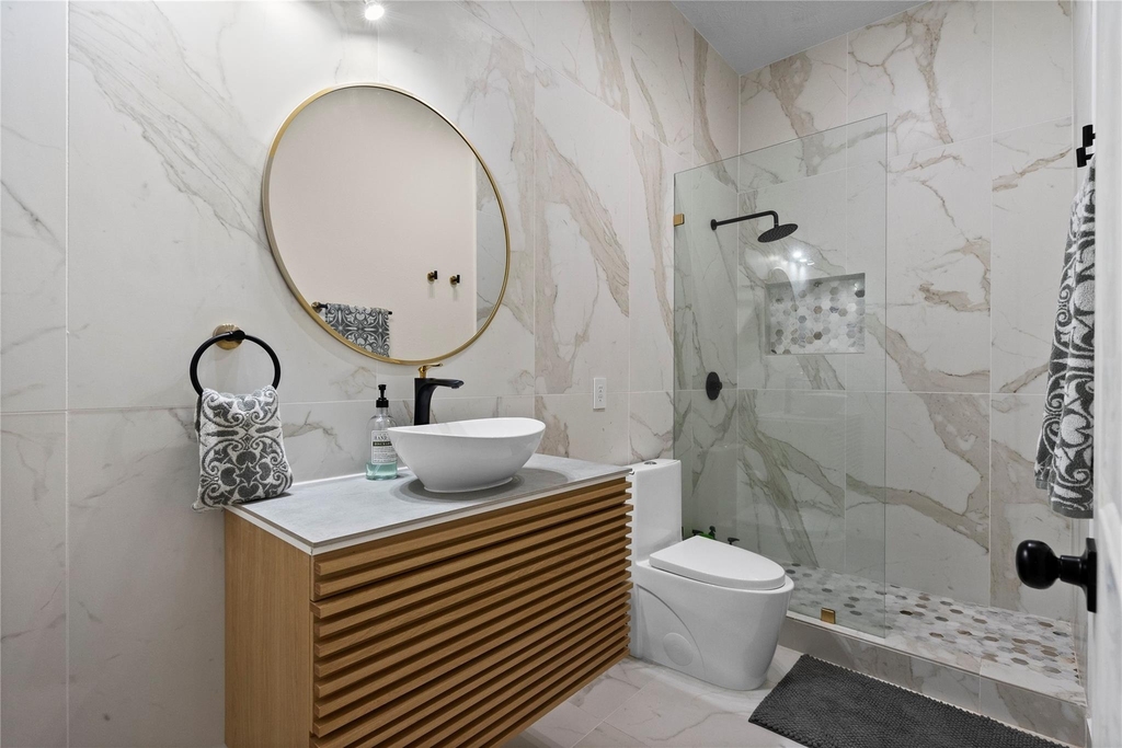 31503 Reston Cliff Court - Photo 19