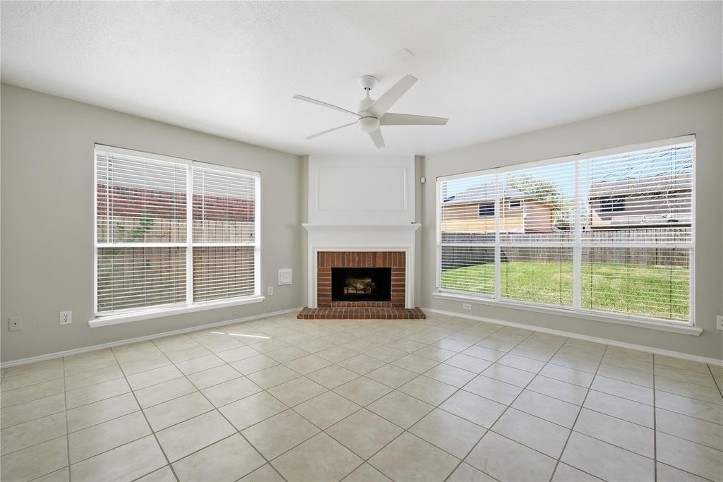 2034 Greenwest Drive - Photo 5
