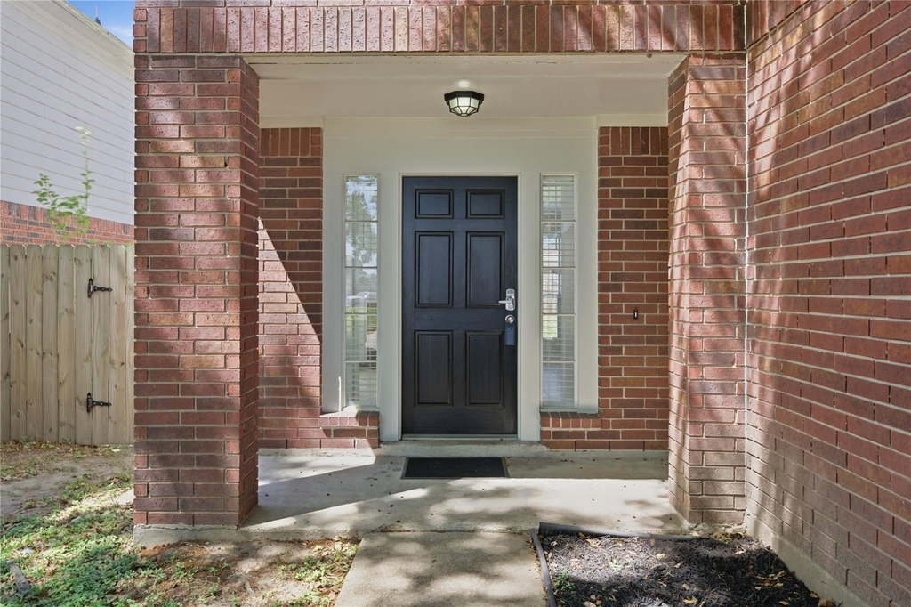2034 Greenwest Drive - Photo 3