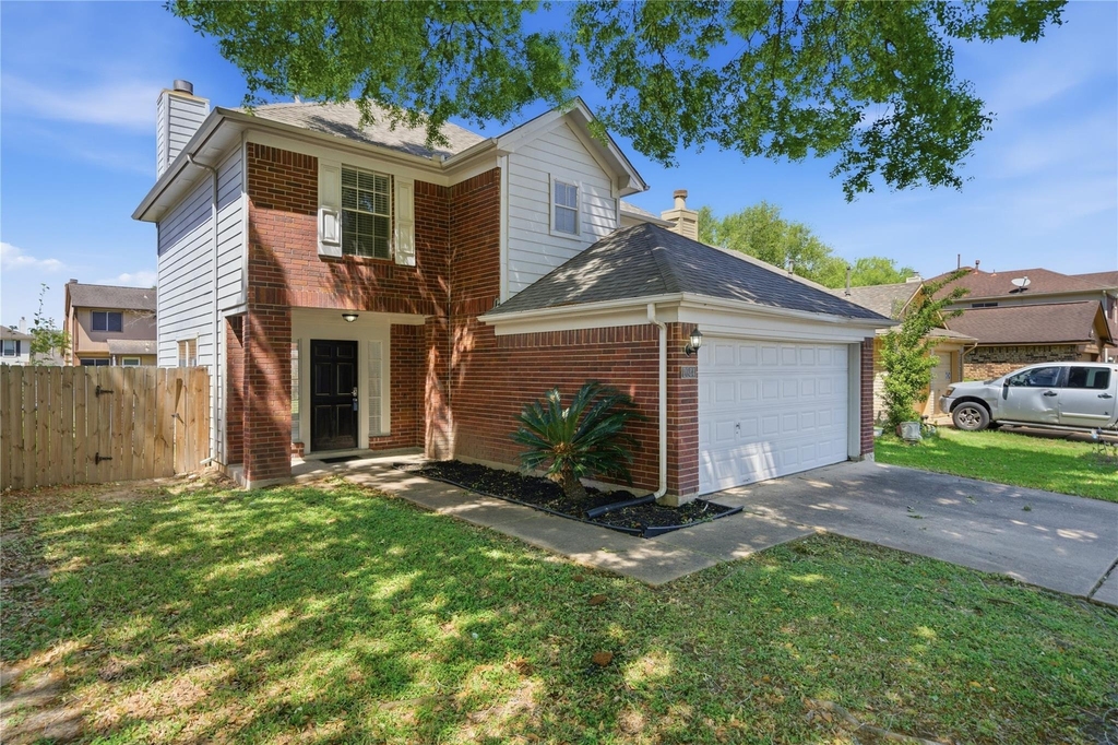 2034 Greenwest Drive - Photo 2
