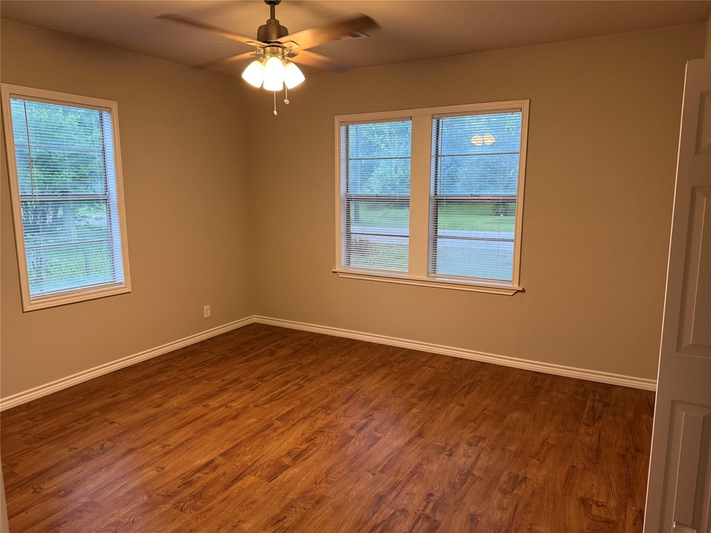 1934 Austin Avenue - Photo 21