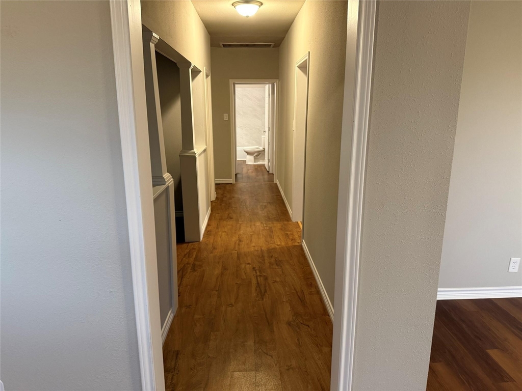 1934 Austin Avenue - Photo 5