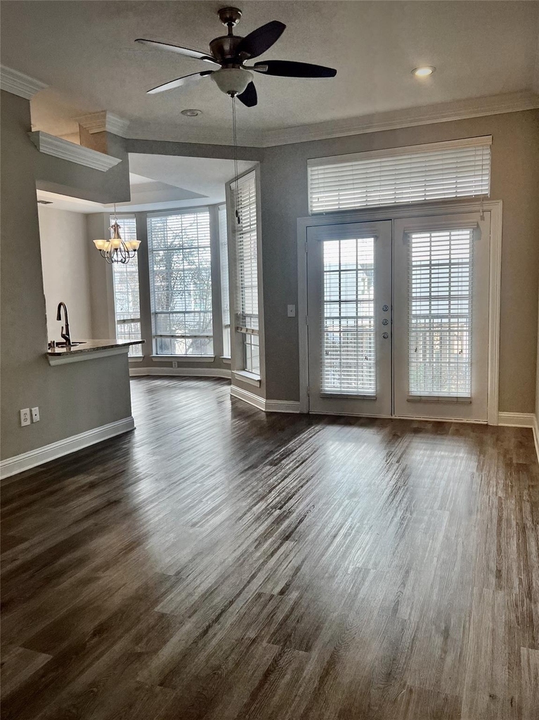5353 Memorial Drive - Photo 3