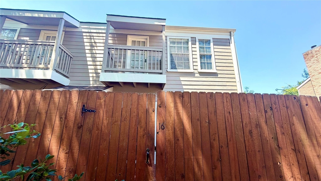 11710 Southlake Drive - Photo 36