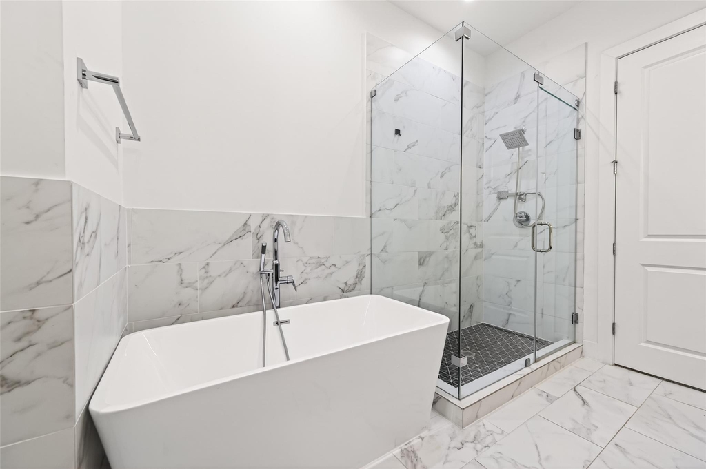 5841 Dolores Street - Photo 28