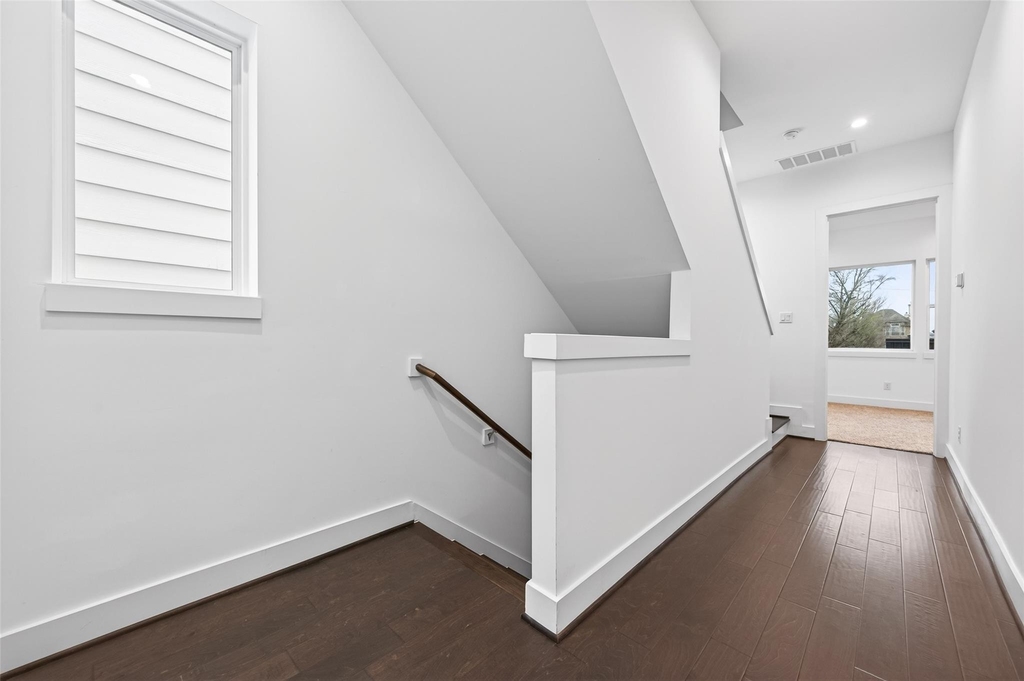 5841 Dolores Street - Photo 18
