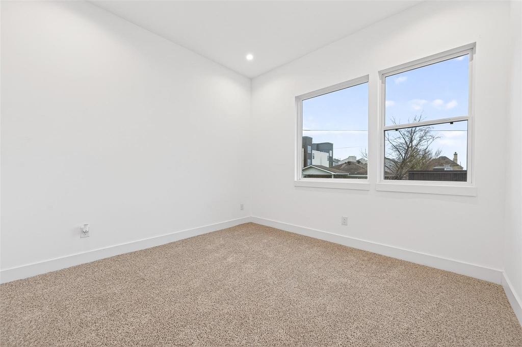 5841 Dolores Street - Photo 12