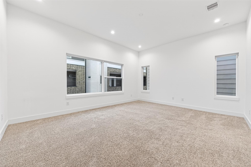 5841 Dolores Street - Photo 23